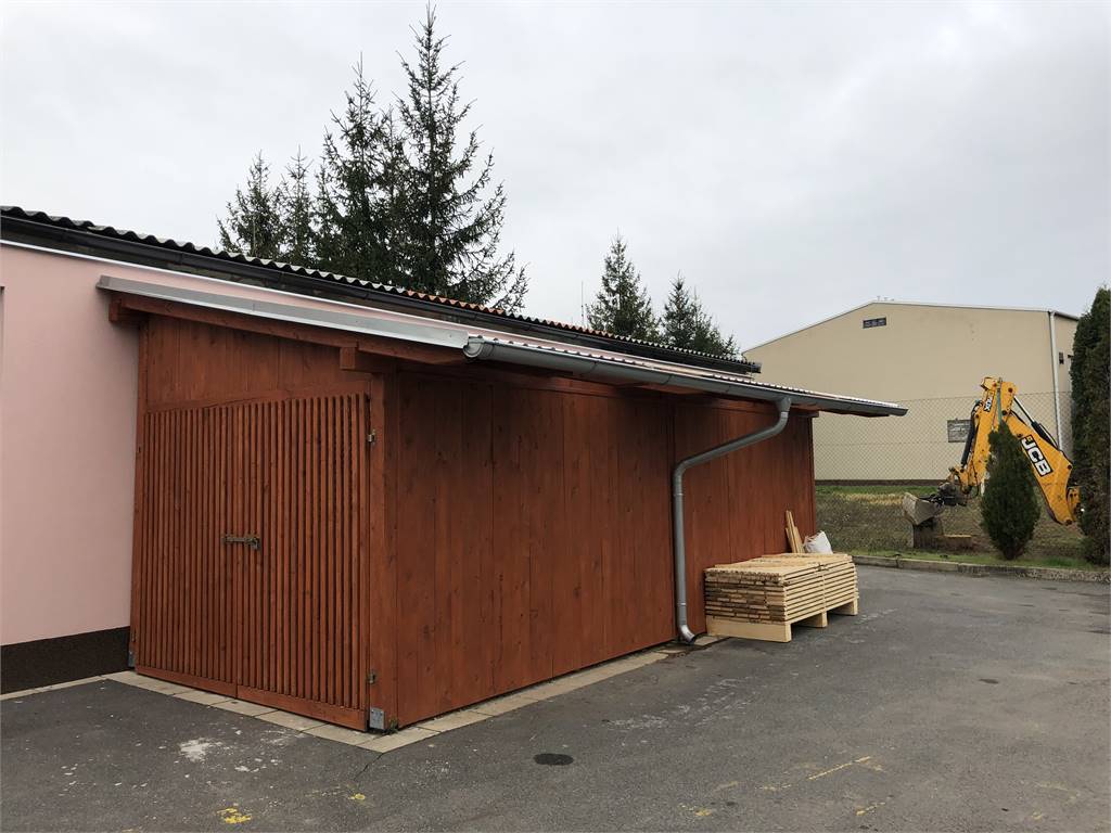 Přístřešek stolárny na ul. Mládežnická