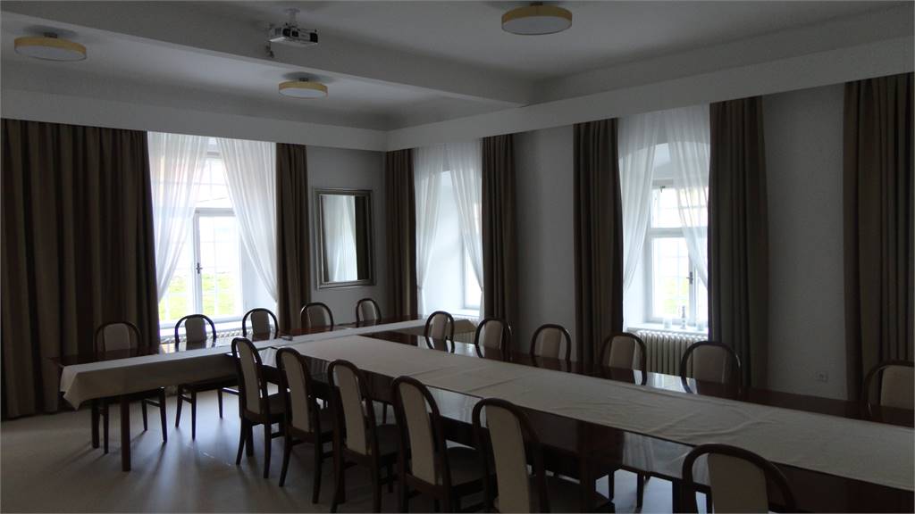 Rekonstrukce vestibulu a části zasedací místnosti MěÚ